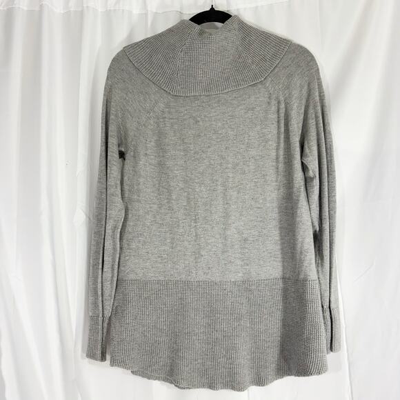 Cyrus rayon blend cowl neck gray sweater medium - Picture 2 of 5